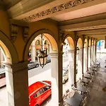Porta Nuova Flat With Balcony
