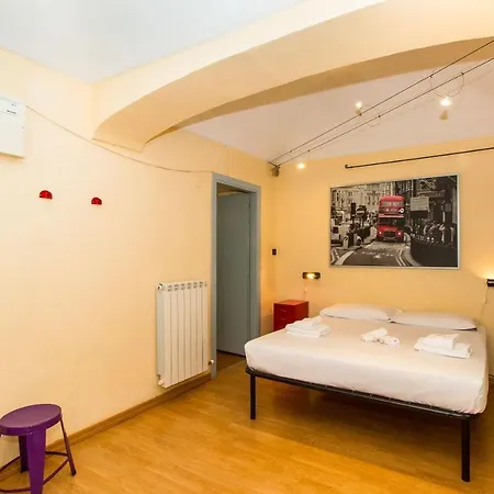 Porta Nuova Flat With Balcony Διαμέρισμα *