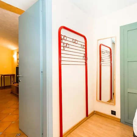 Porta Nuova Flat With Balcony Apartment