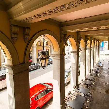 Porta Nuova Flat With Balcony