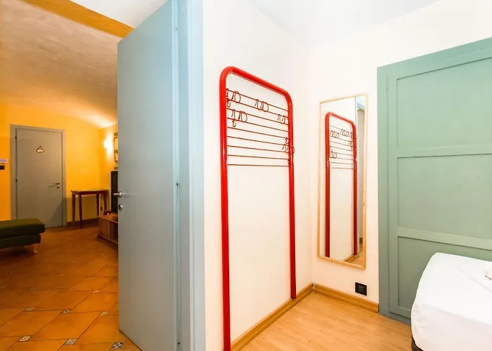 Porta Nuova Flat With Balcony Apartment