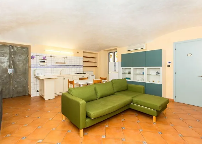 Porta Nuova Flat With Balcony Apartment