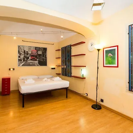 Porta Nuova Flat With Balcony