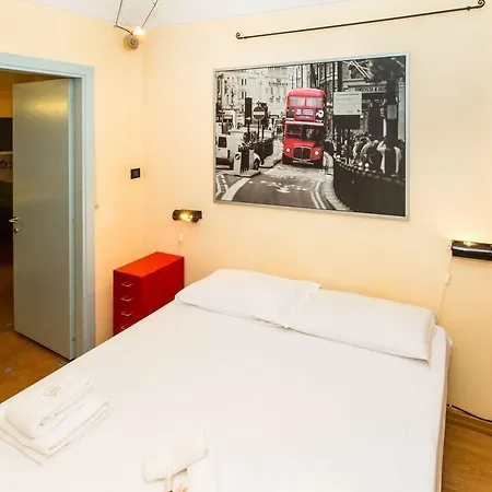 Appartement Porta Nuova Flat With Balcony *