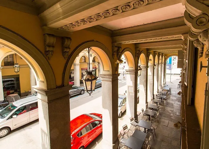 Porta Nuova Flat With Balcony